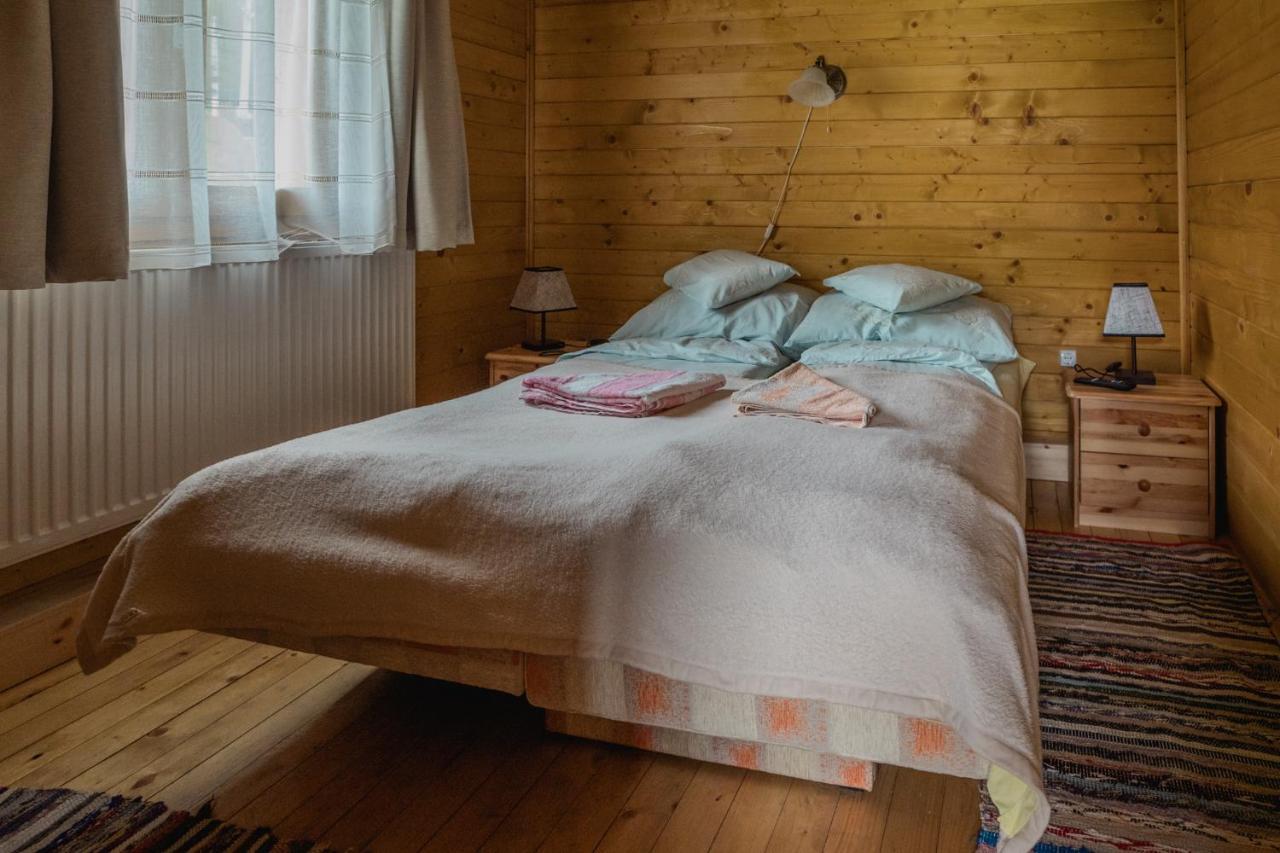 Biotour Camping & Restaurant Ghimeş-Făget Bagian luar foto