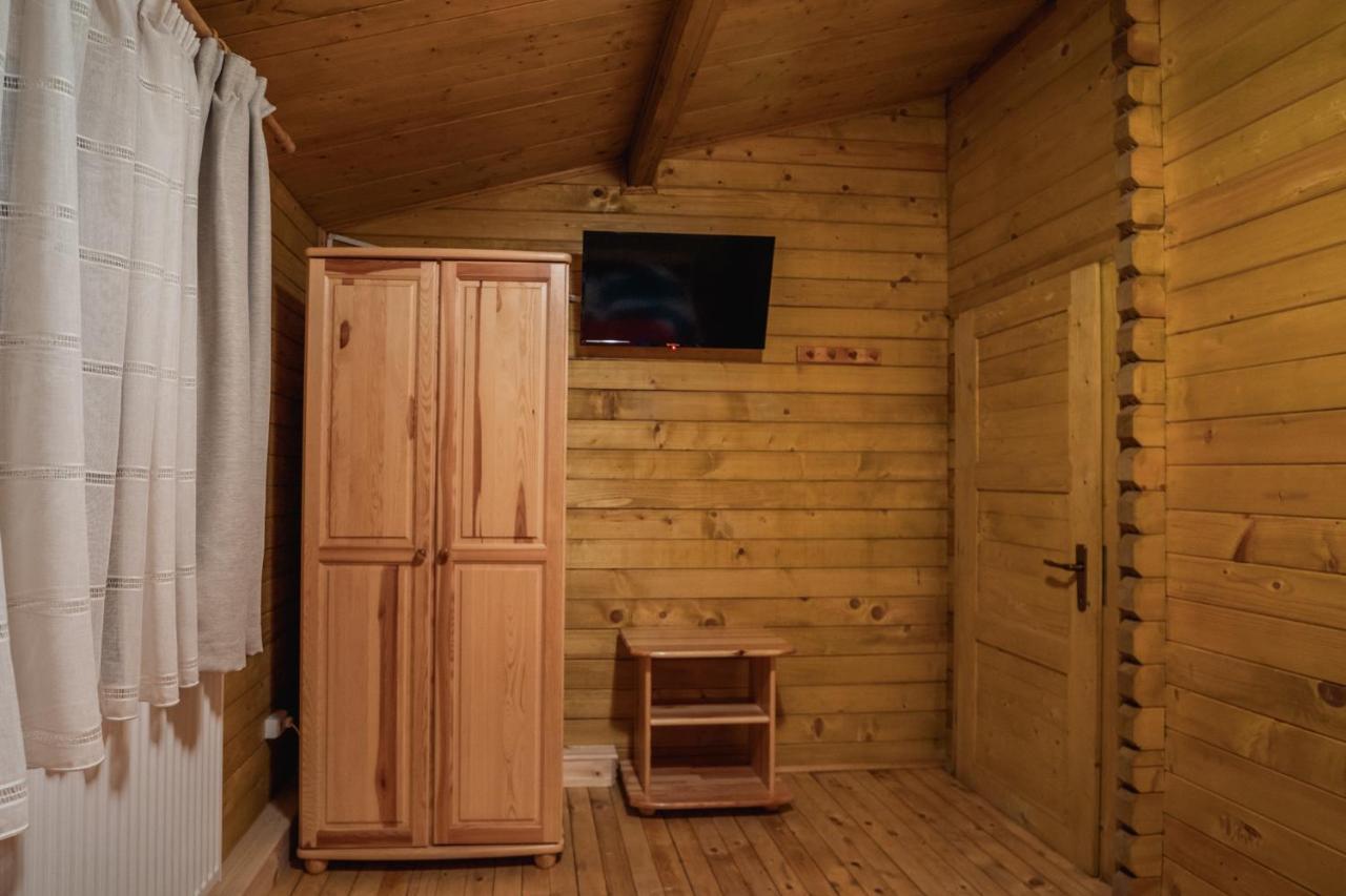 Biotour Camping & Restaurant Ghimeş-Făget Bagian luar foto