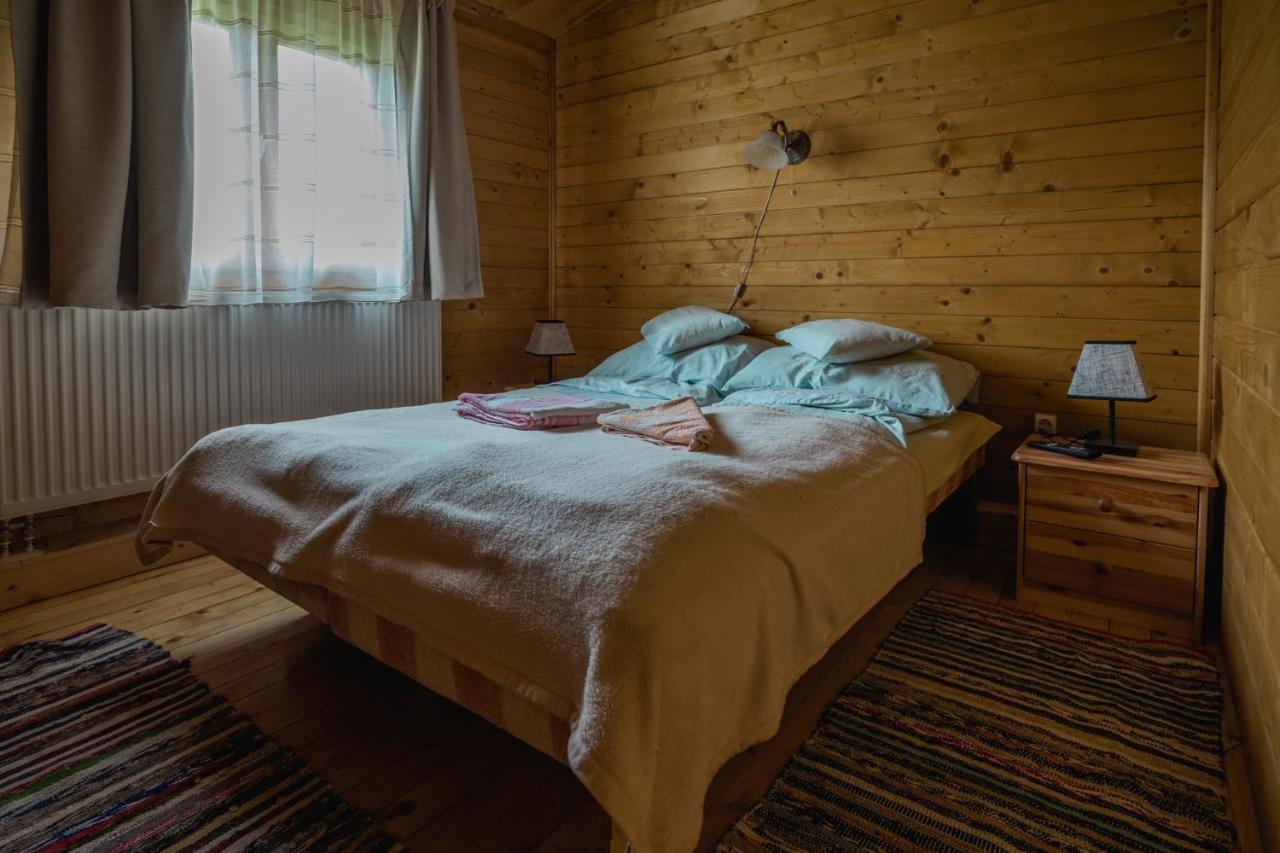 Biotour Camping & Restaurant Ghimeş-Făget Bagian luar foto