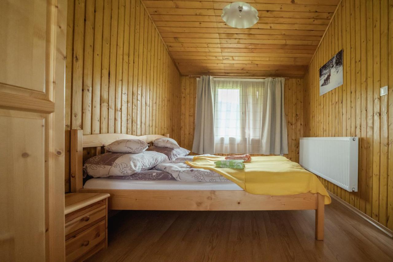 Biotour Camping & Restaurant Ghimeş-Făget Bagian luar foto