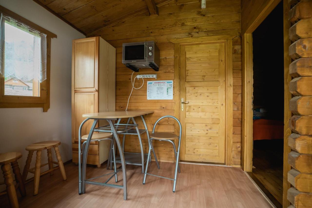 Biotour Camping & Restaurant Ghimeş-Făget Bagian luar foto